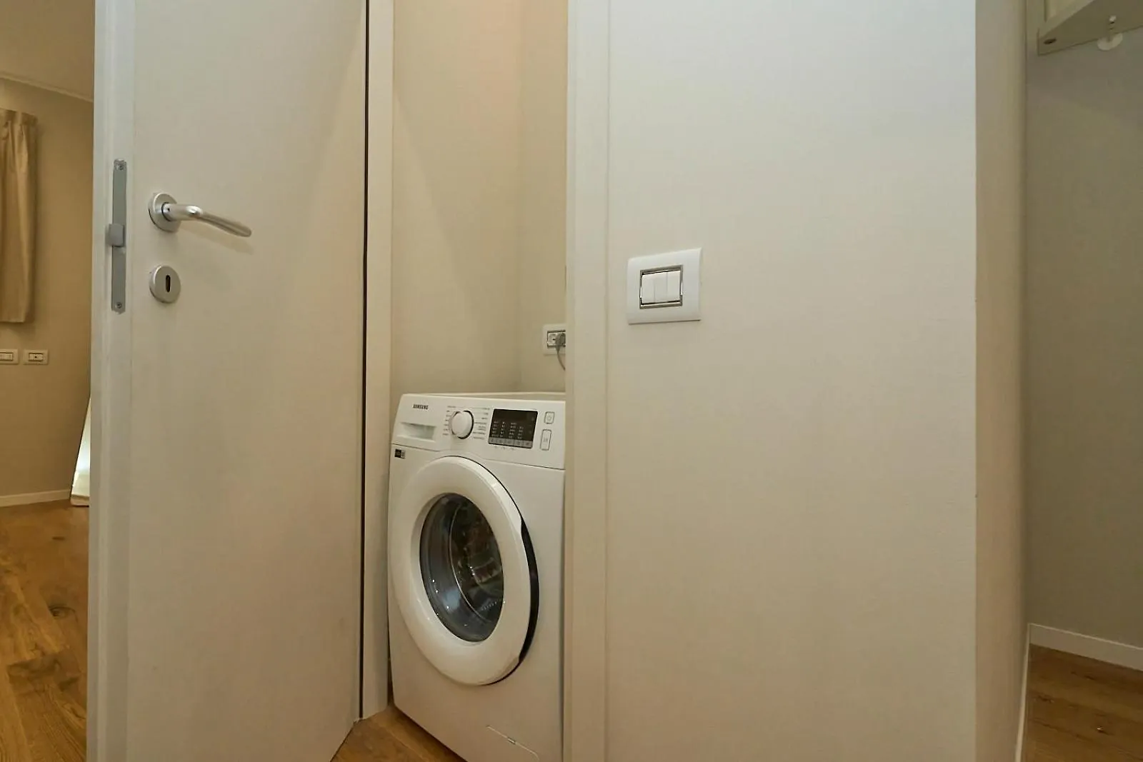Апартаменты Duomo Luxury Loft A Step From Duomo Милан
