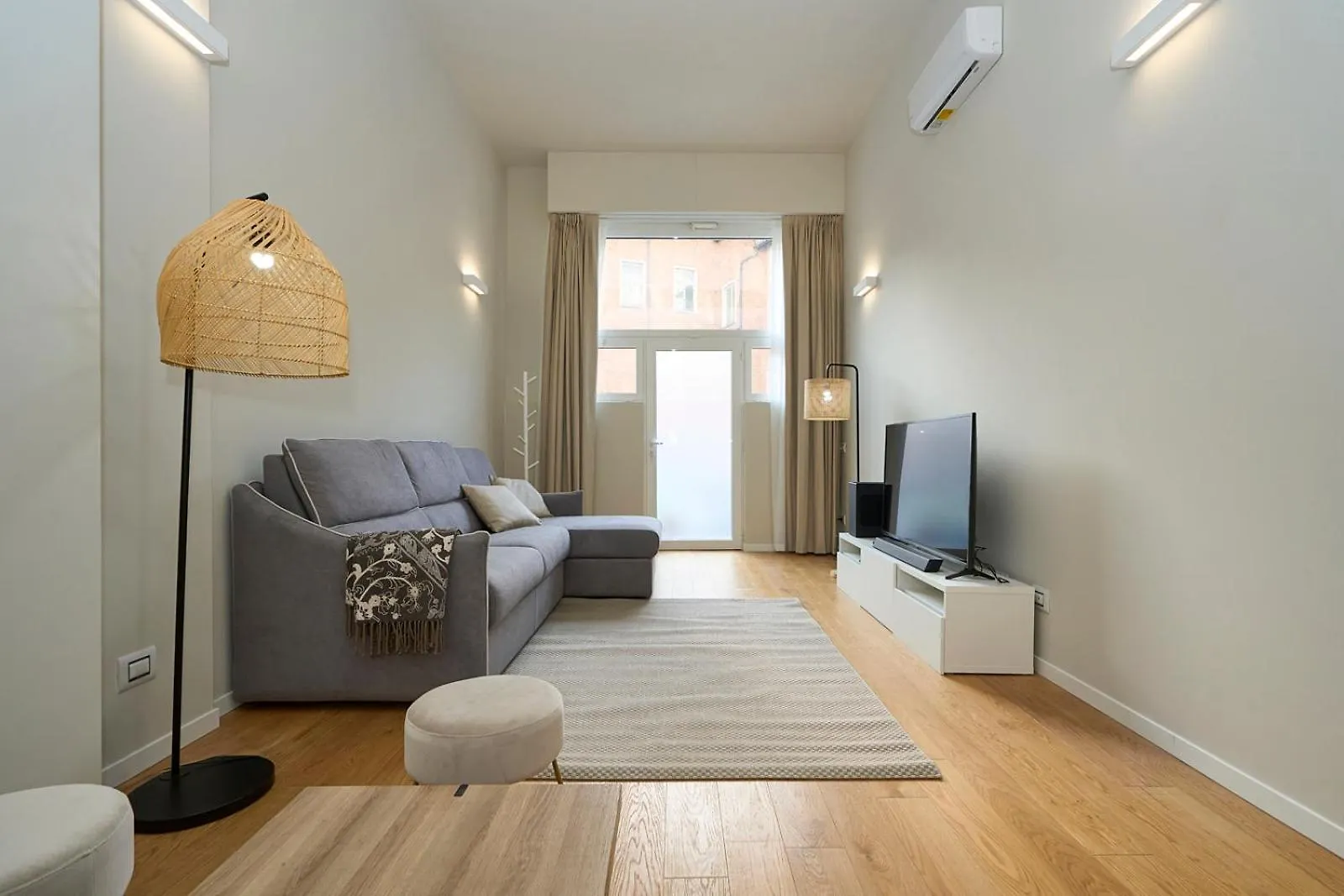 Апартаменты Duomo Luxury Loft A Step From Duomo Милан